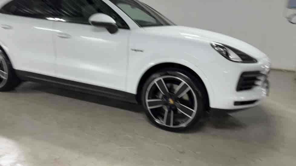 More views of Porsche Cayenne