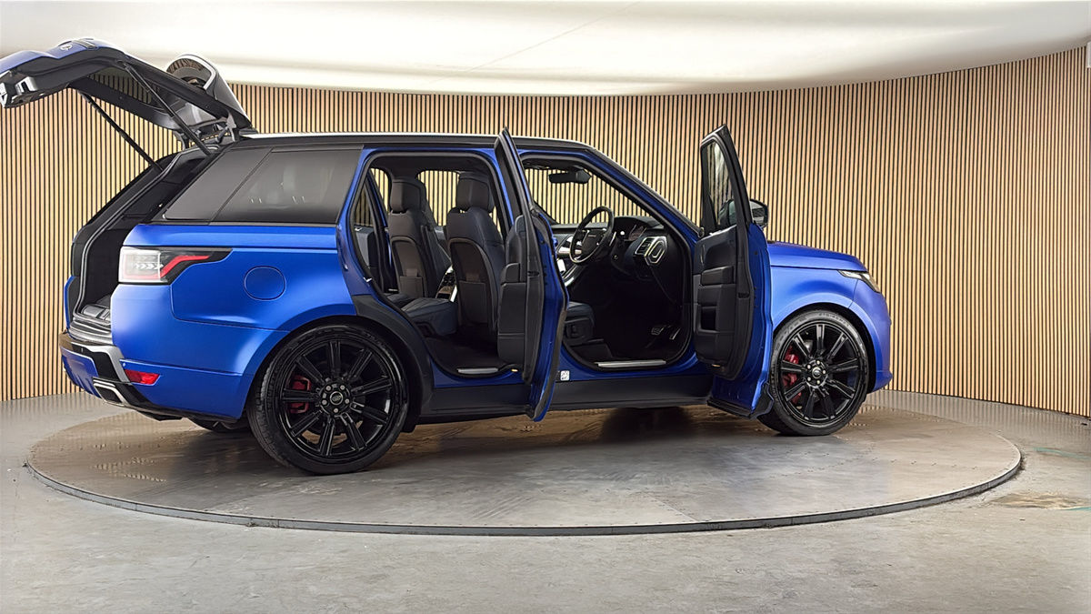 More views of Land Rover Range Rover Sport