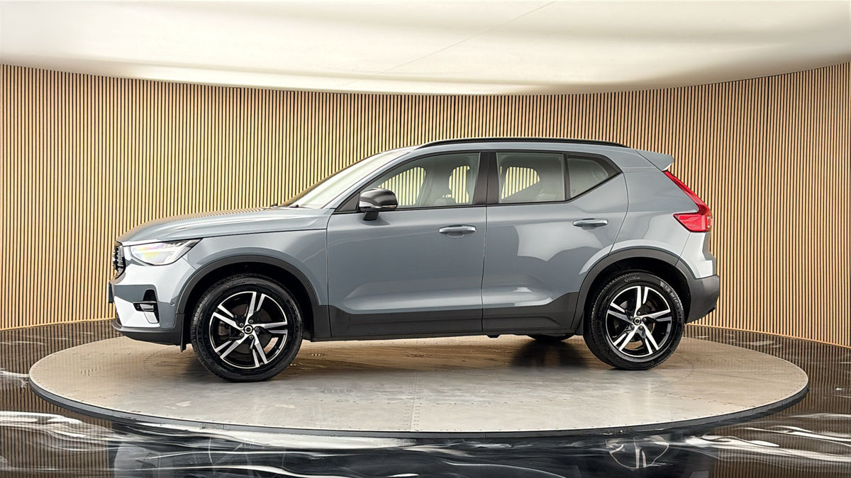 More views of Volvo XC40