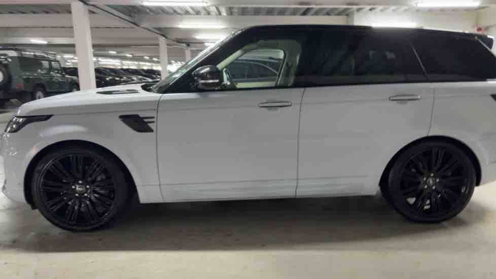 More views of Land Rover Range Rover Sport