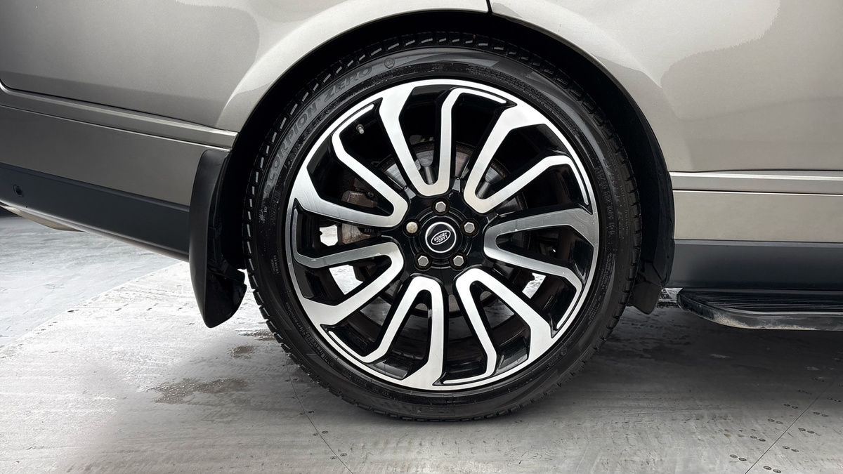 Land Rover Range Rover Image 10