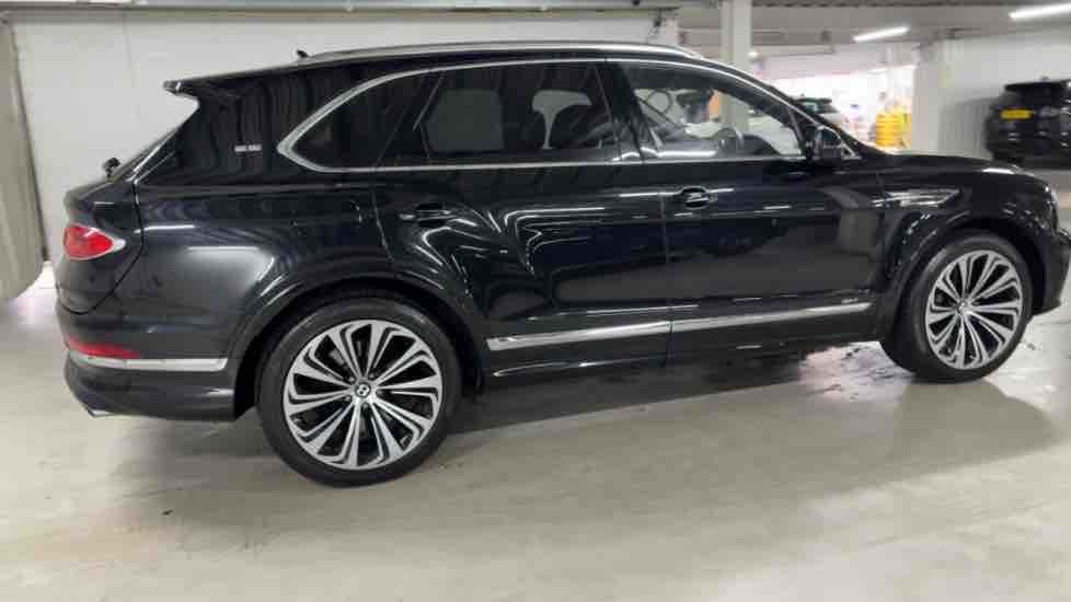 More views of Bentley Bentayga
