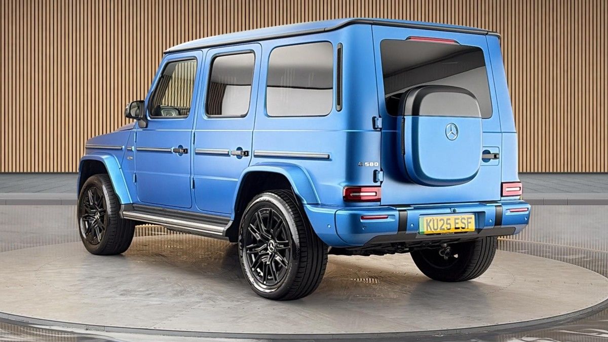 Mercedes-Benz G Class Image 2
