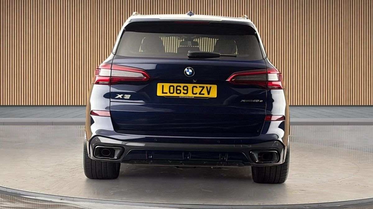 BMW X5 Image 4