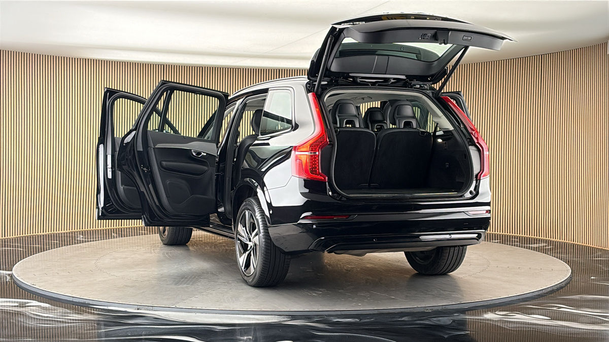 More views of Volvo XC90