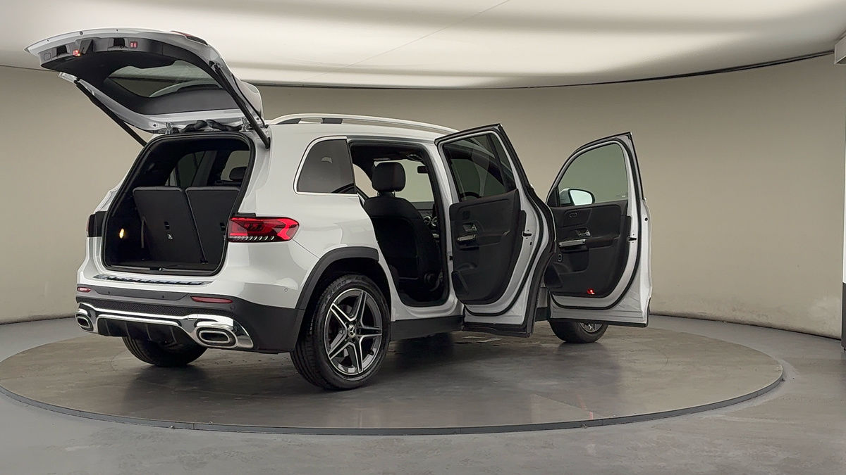 More views of Mercedes-Benz GLB