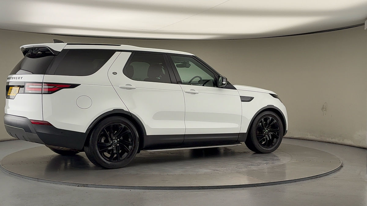 More views of Land Rover Discovery