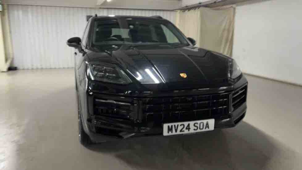 More views of Porsche Cayenne