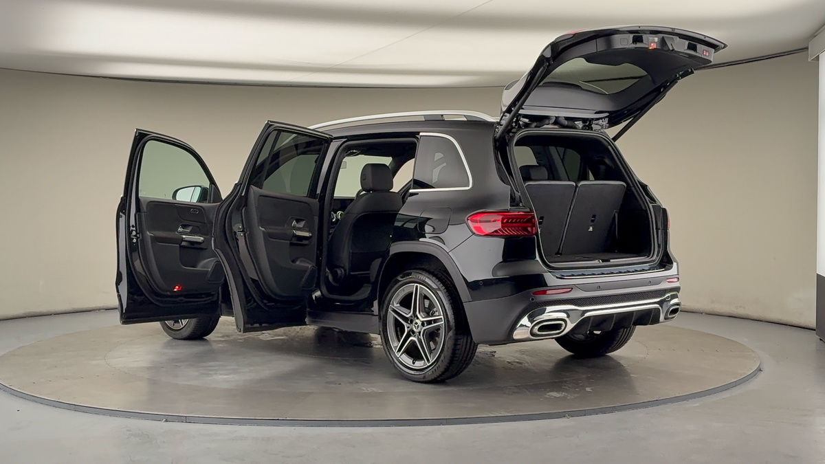 More views of Mercedes-Benz GLB