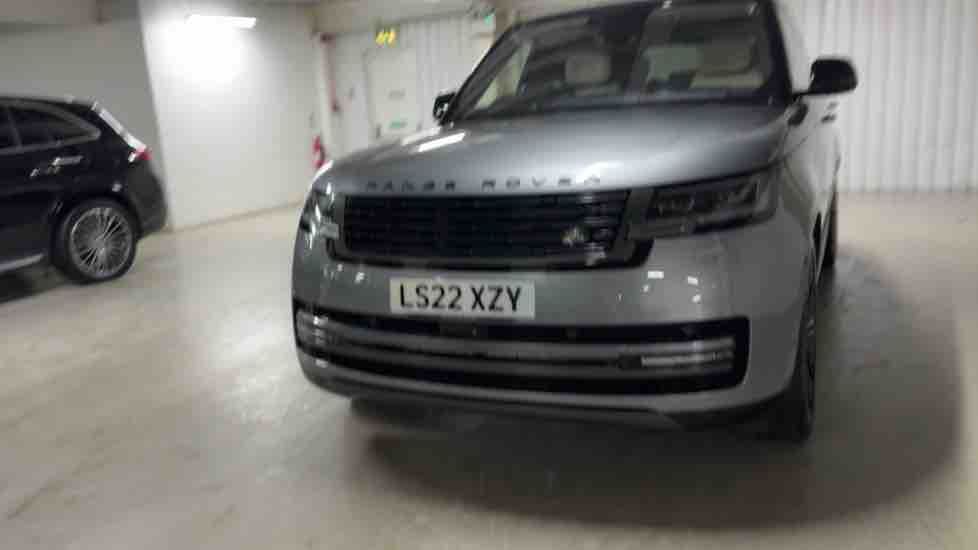 More views of Land Rover Range Rover