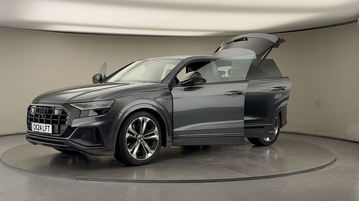 Audi SQ8 Image 22