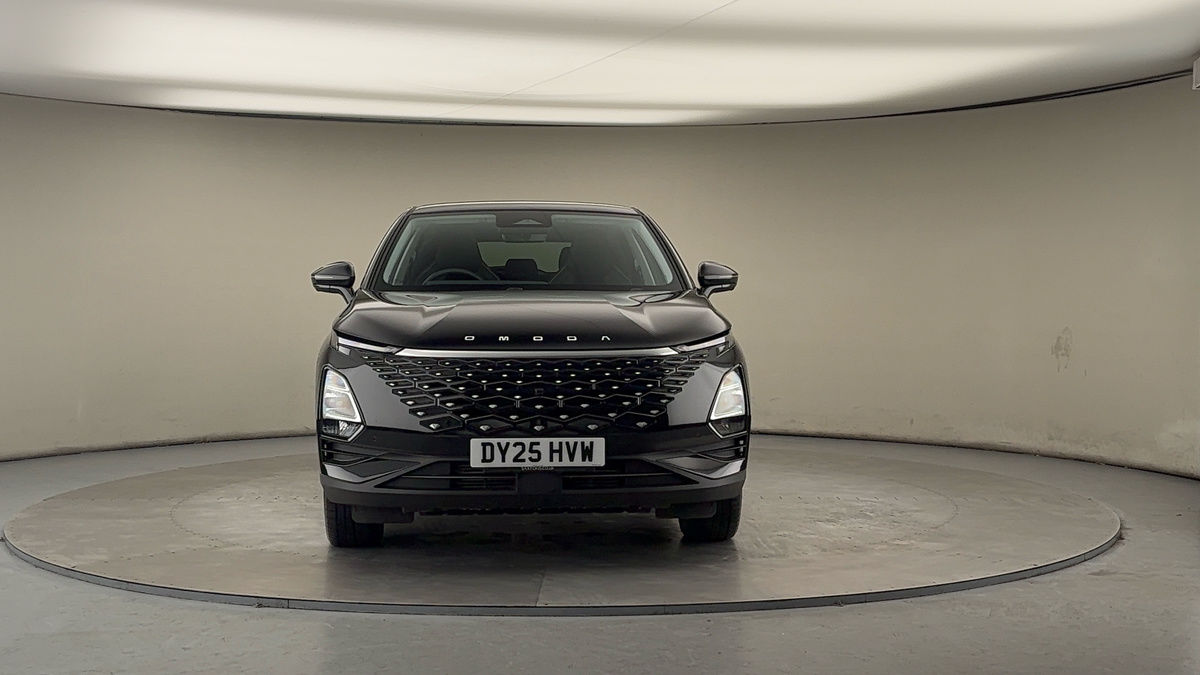 More views of Omoda 5