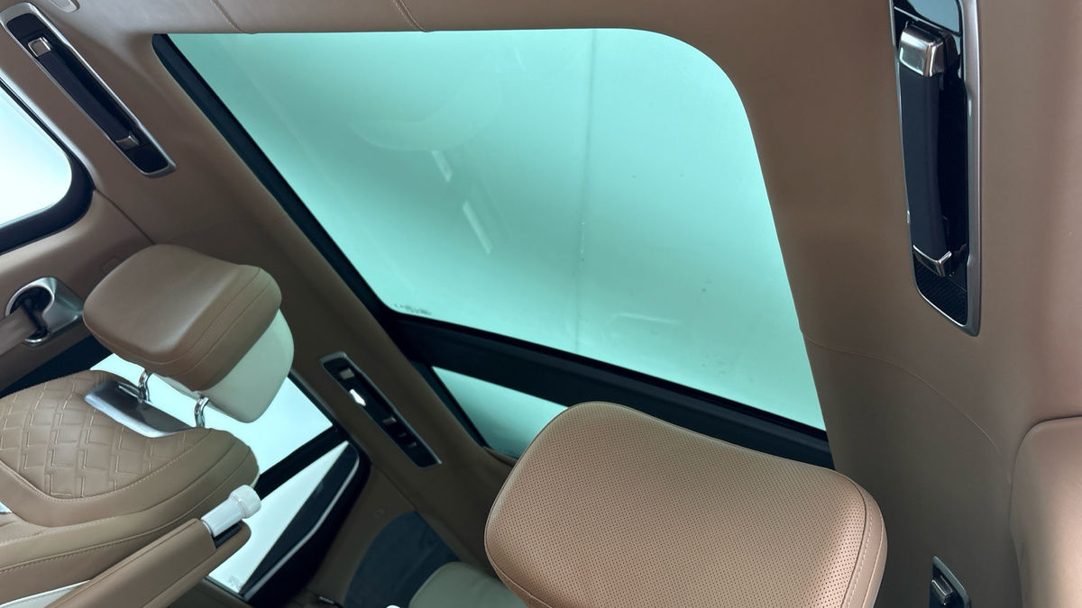 Land Rover Range Rover Image 6