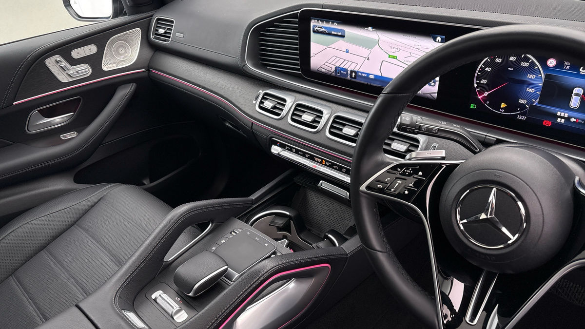 Mercedes-Benz GLE Image 18