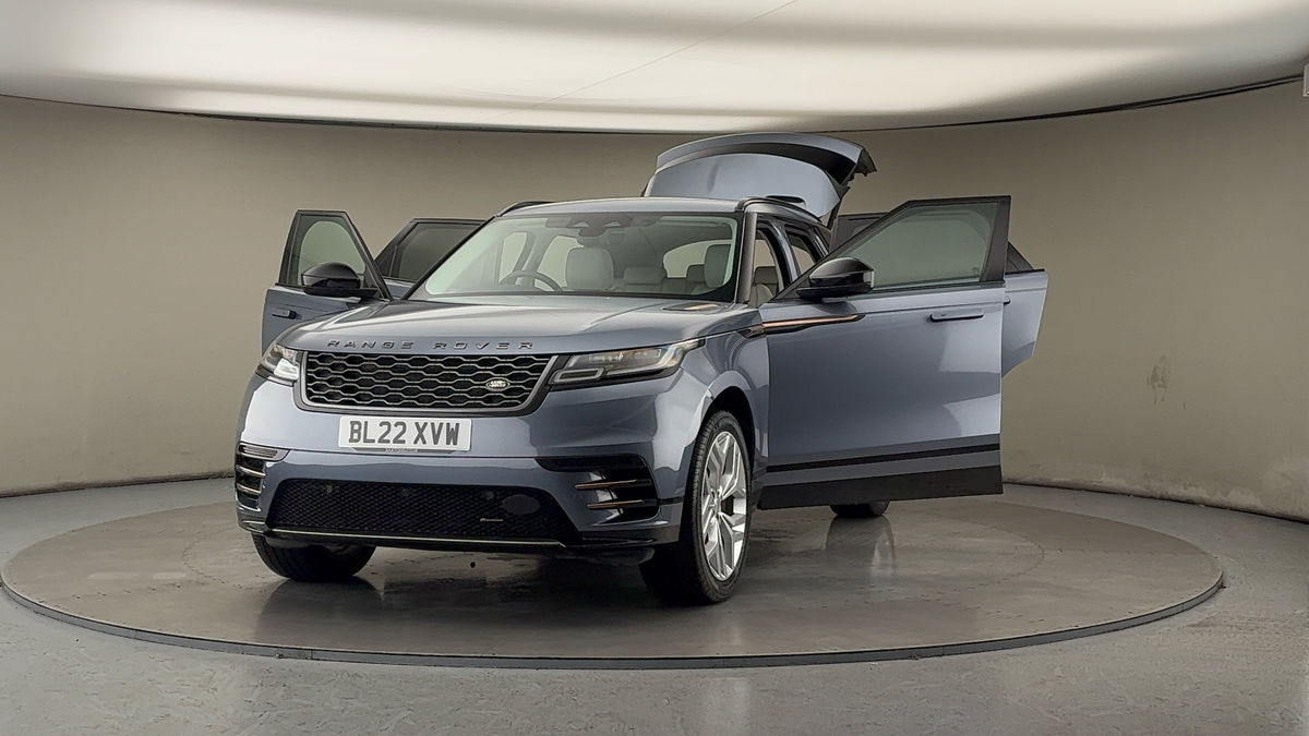 More views of Land Rover Range Rover Velar