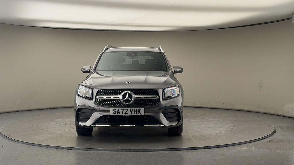 Mercedes-Benz GLB Image 3