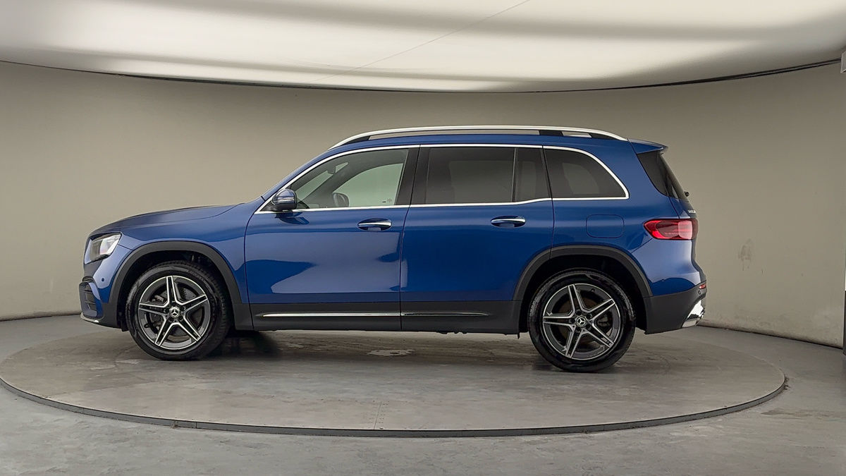 More views of Mercedes-Benz GLB