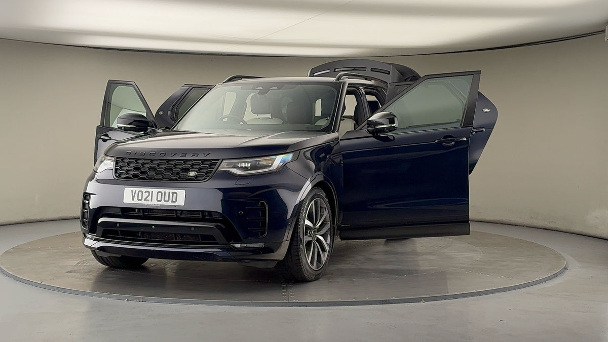 More views of Land Rover Discovery