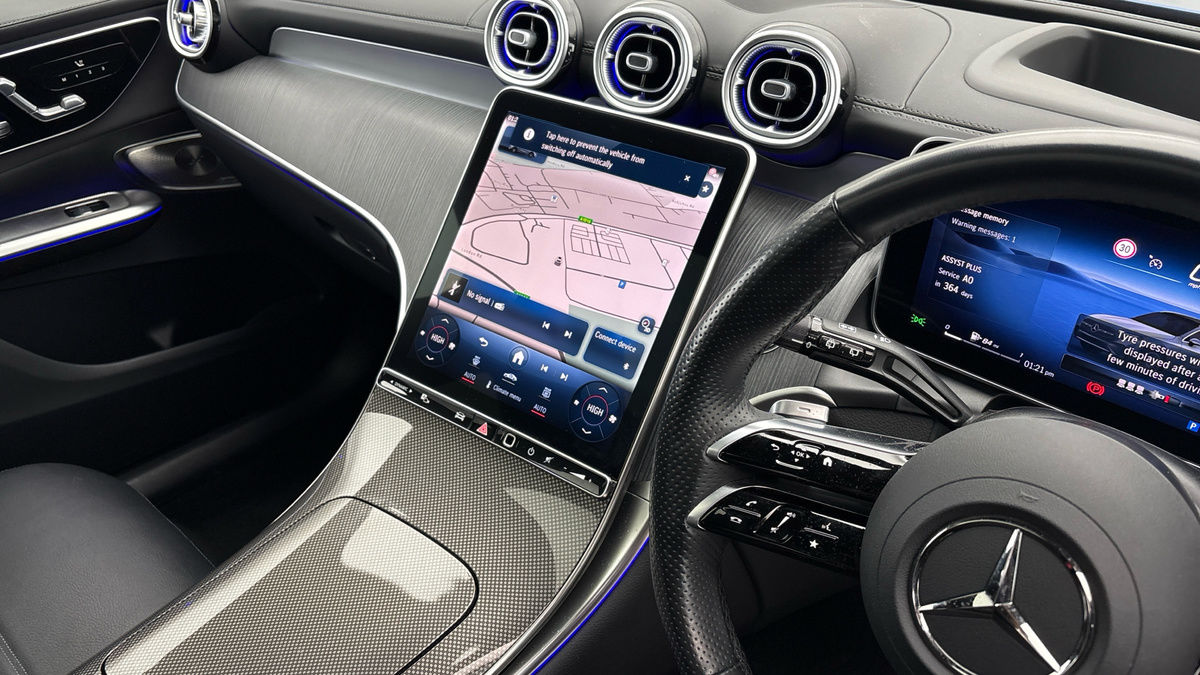 Mercedes-Benz GLC Image 18