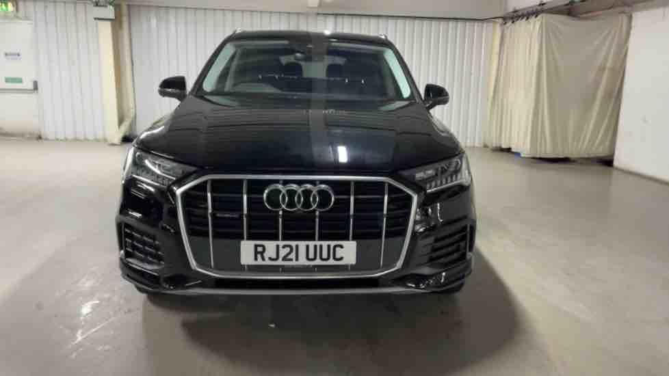 More views of Audi Q7