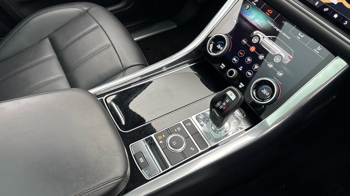 Land Rover Range Rover Sport Image 18