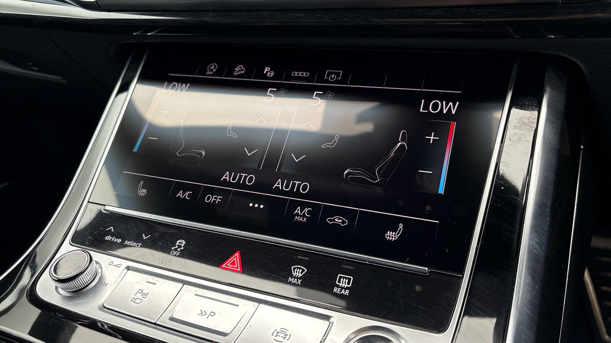 Audi Q8 Image 26