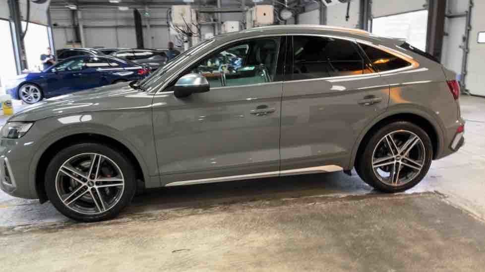 More views of Audi SQ5
