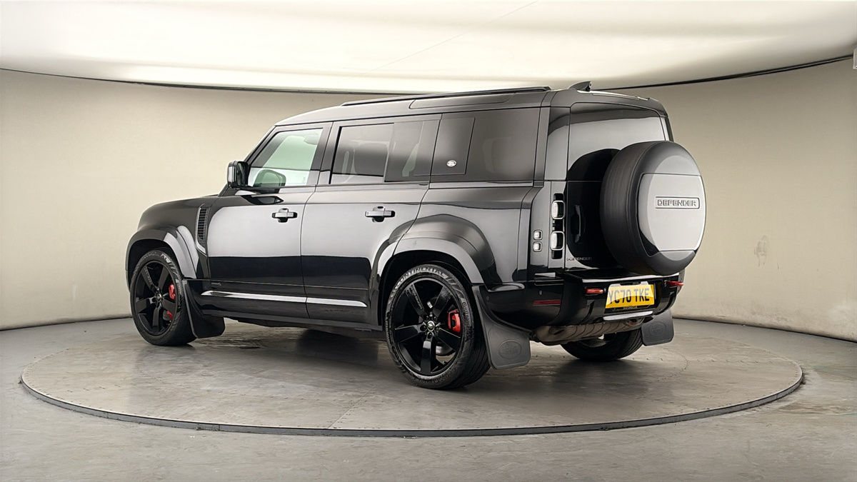 More views of Land Rover Defender 110