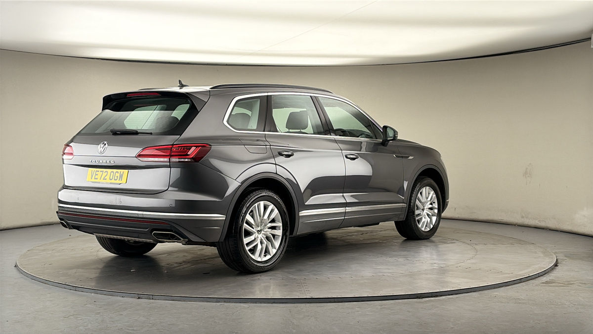 Volkswagen Touareg Image 21