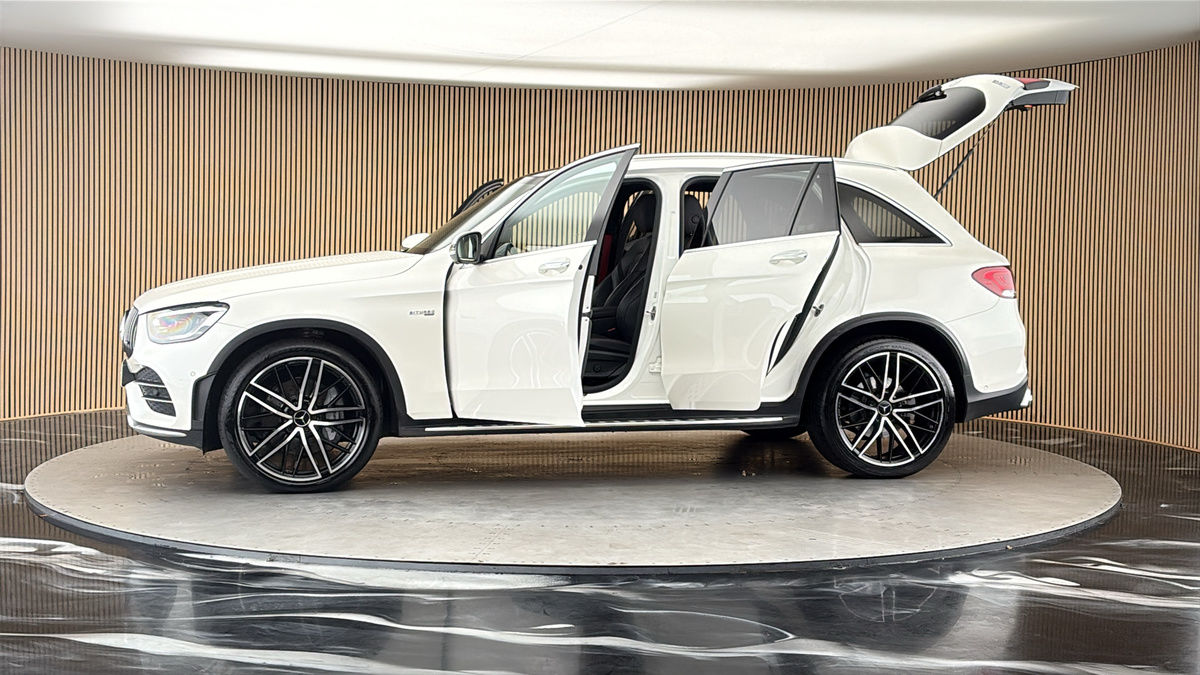 More views of Mercedes-Benz GLC