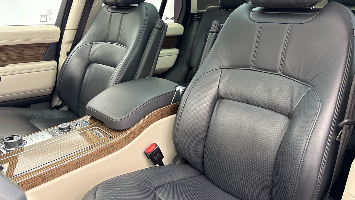 Land Rover Range Rover Image 14