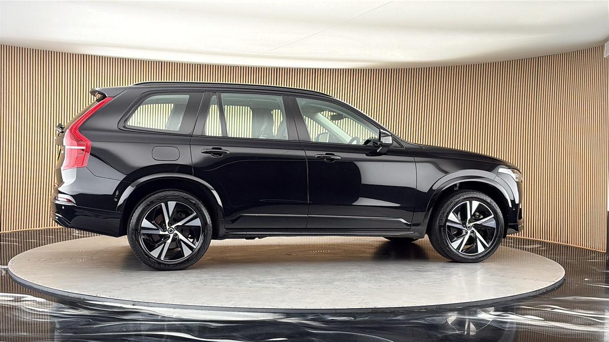More views of Volvo XC90