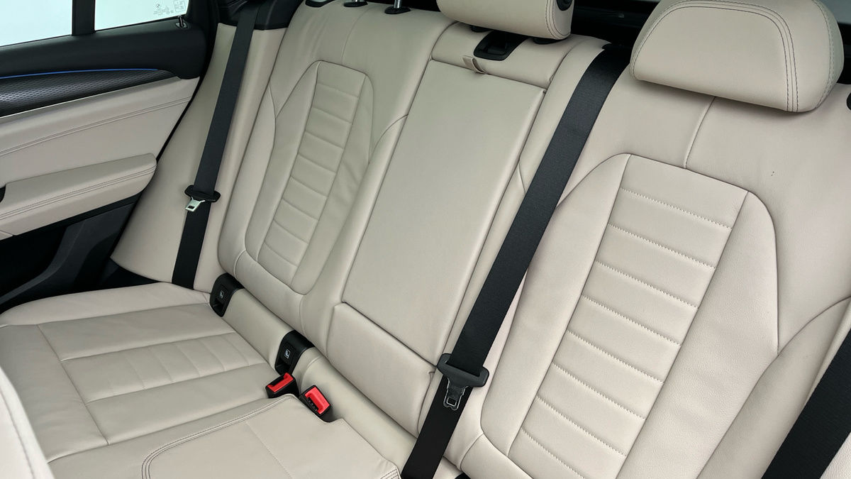 BMW X3 Image 8