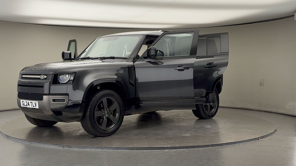 More views of Land Rover Defender 110