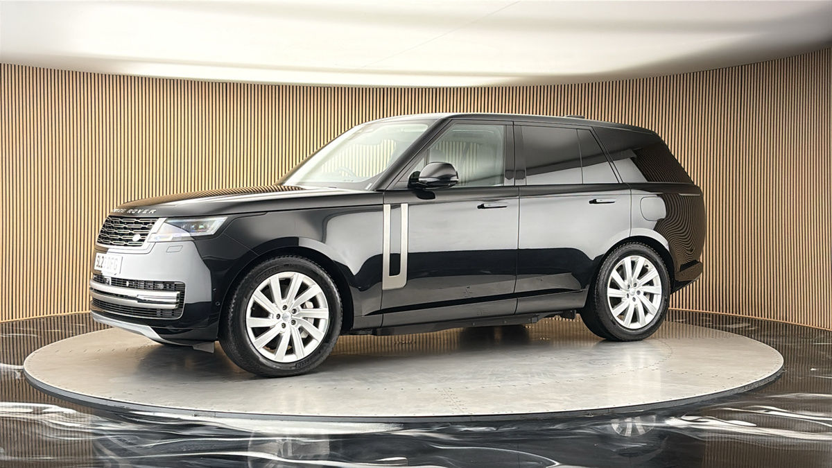 More views of Land Rover Range Rover