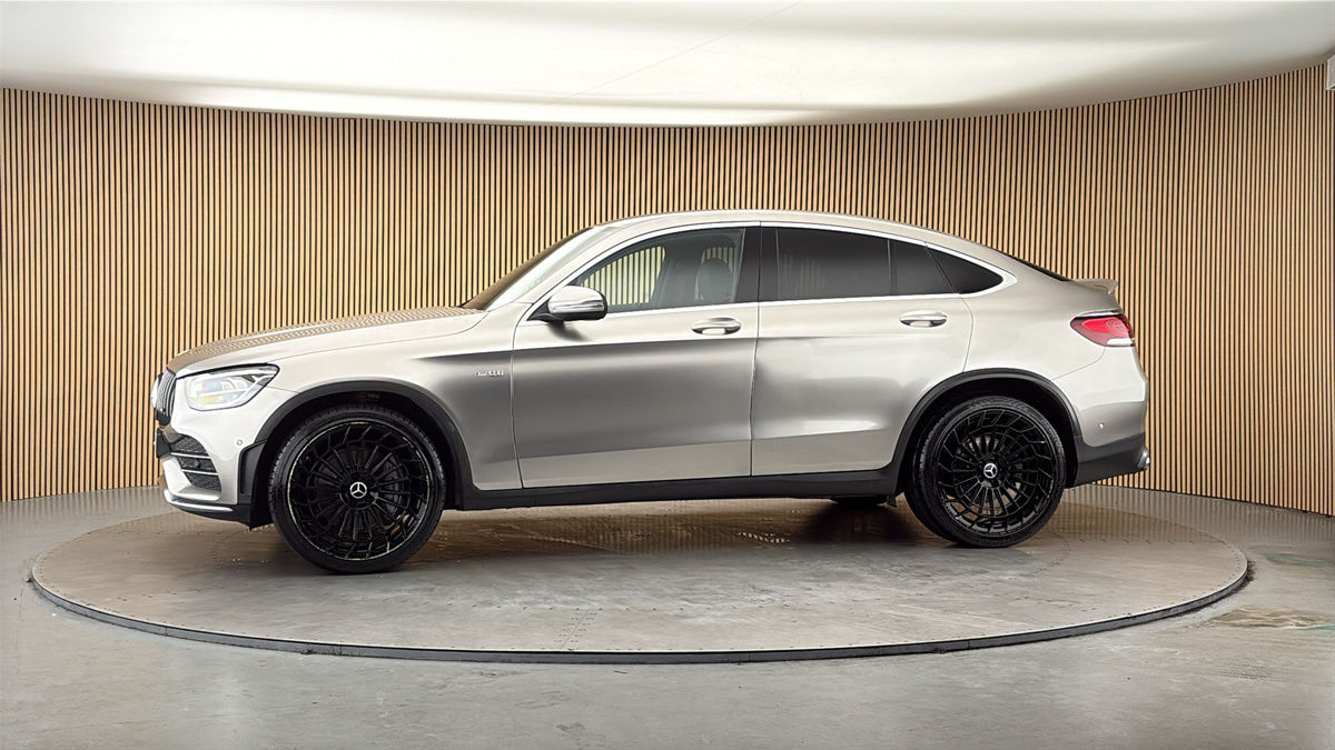 More views of Mercedes-Benz GLC