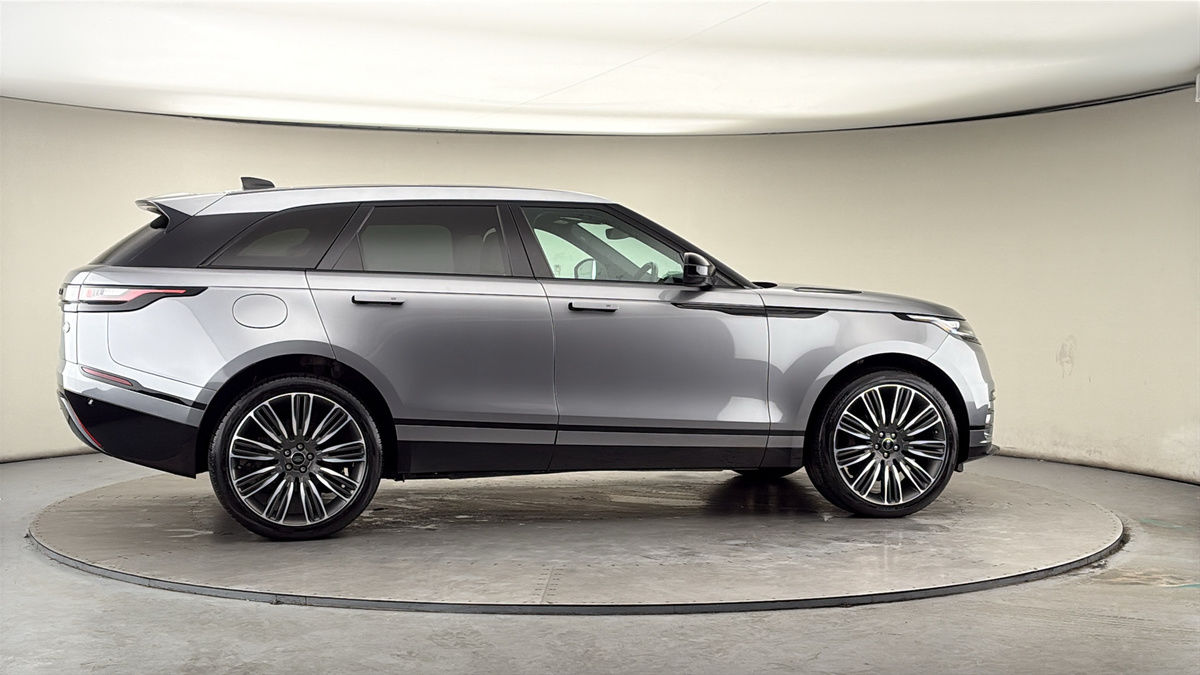 More views of Land Rover Range Rover Velar