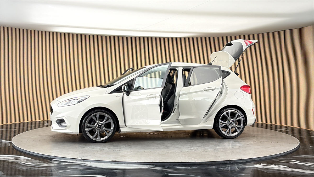 More views of Ford Fiesta