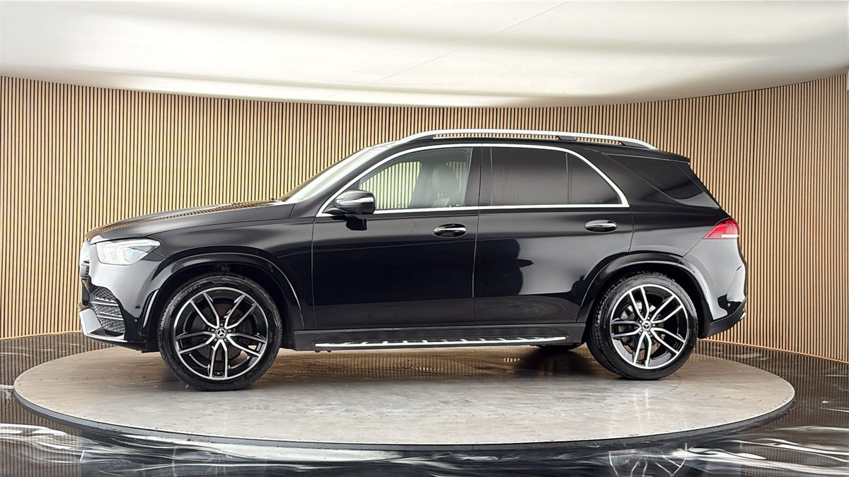 More views of Mercedes-Benz GLE