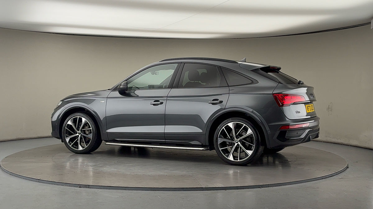 More views of Audi Q5