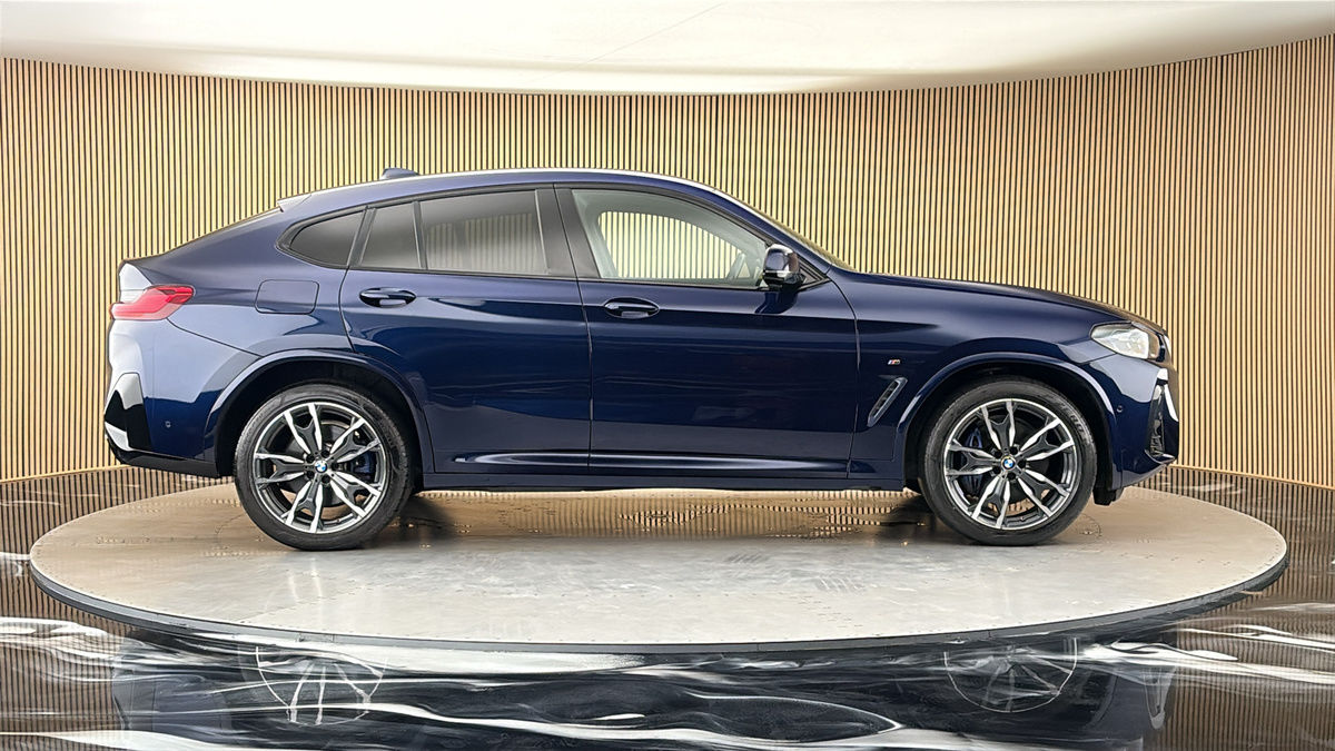 More views of BMW X4