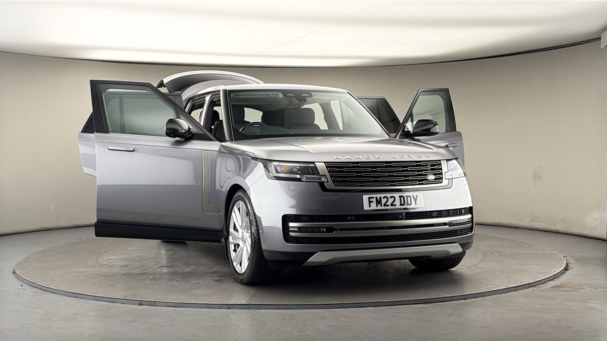 More views of Land Rover Range Rover