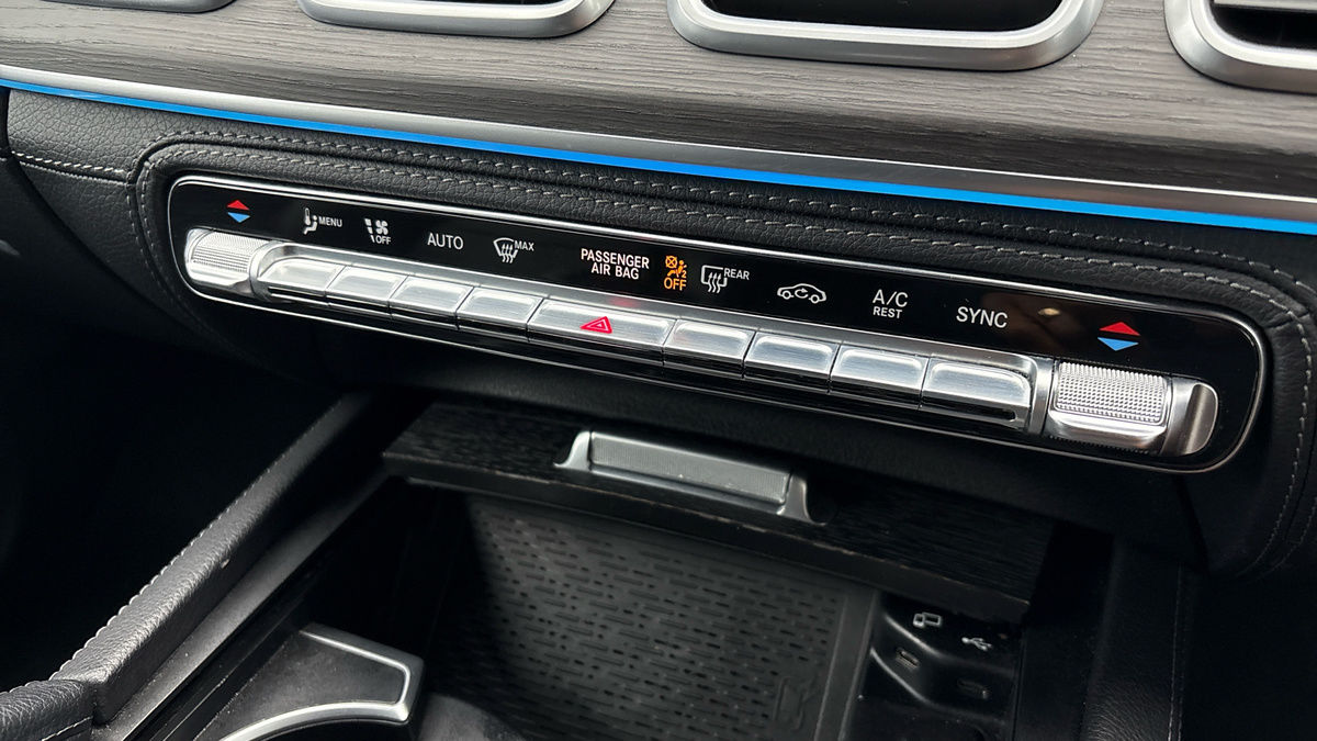 Mercedes-Benz GLE Image 25