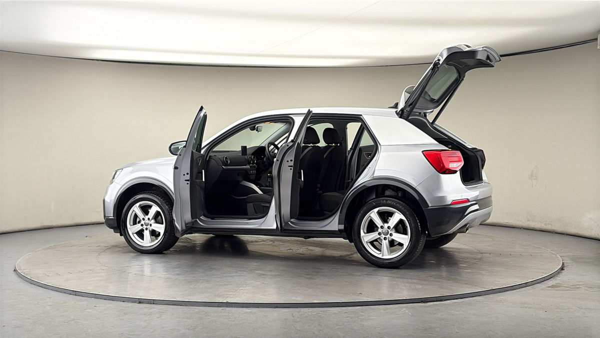 More views of Audi Q2