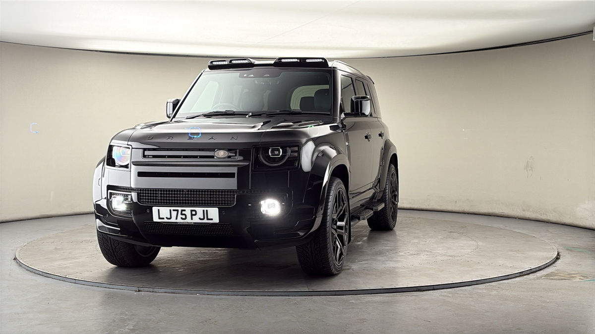 More views of Land Rover Defender 110