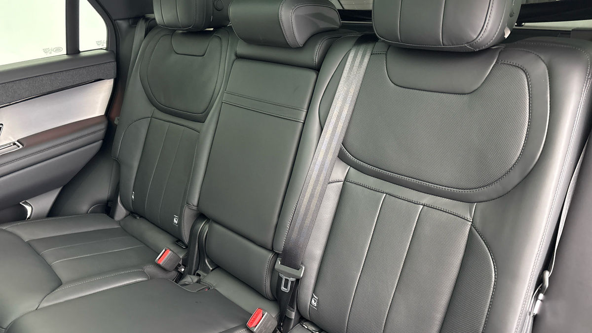 Land Rover Range Rover Sport Image 8