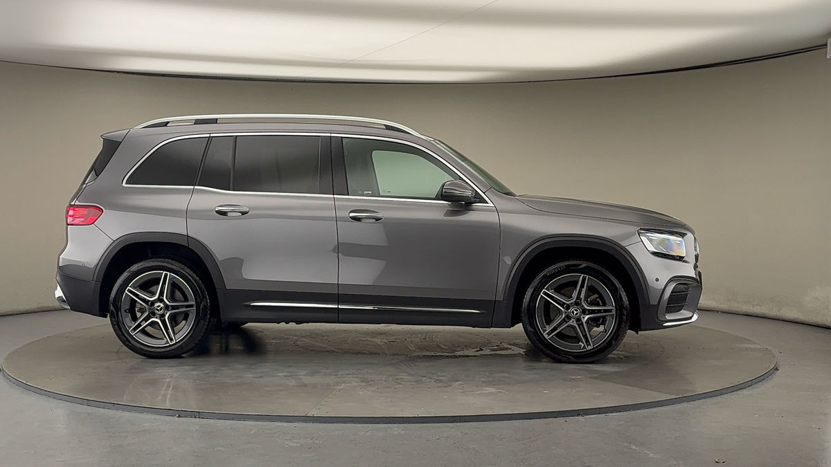 More views of Mercedes-Benz GLB