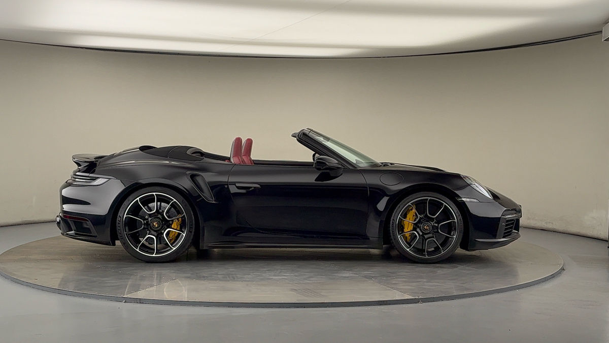 Porsche 911 Image 16