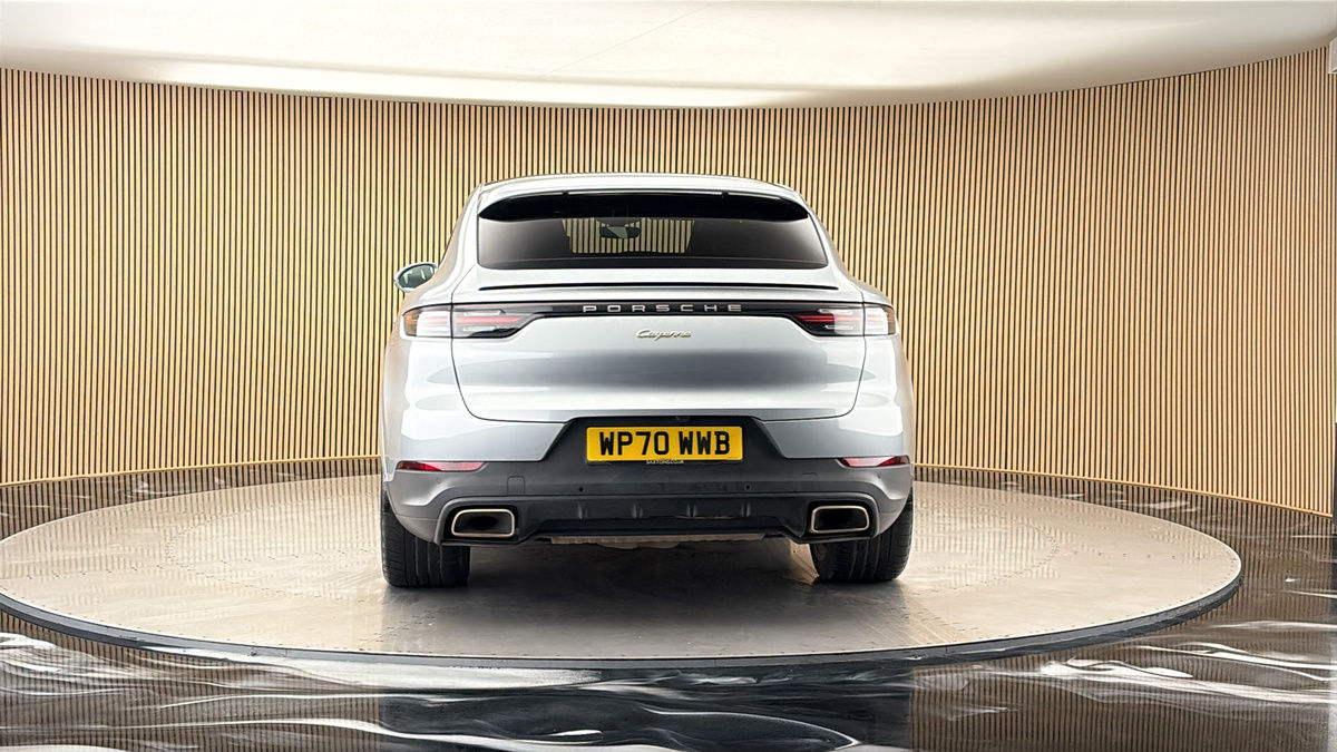 More views of Porsche Cayenne
