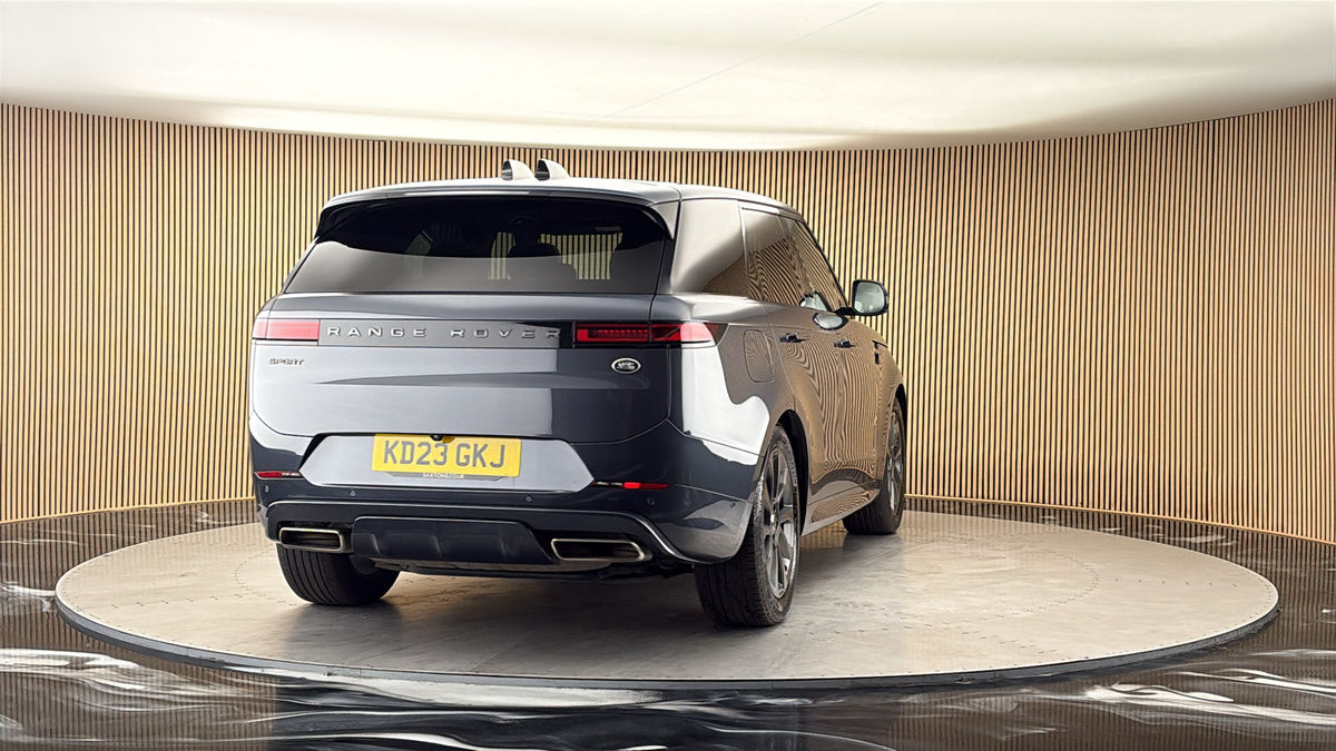 More views of Land Rover Range Rover Sport
